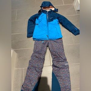 Patagonia girls snow suit, very good condition